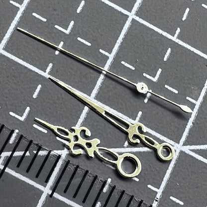 Set of 2 hollow snowflake-shaped watch hands, compatible with NH35/36, NH38, NH72, NH70 movements.