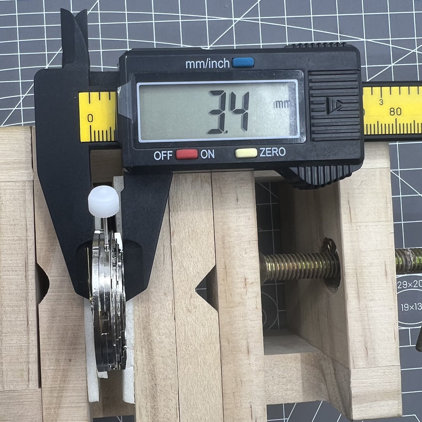 Automatisches mechanisches Uhrwerk Shanghai Doppelte offene Unruh bei 6 Uhr