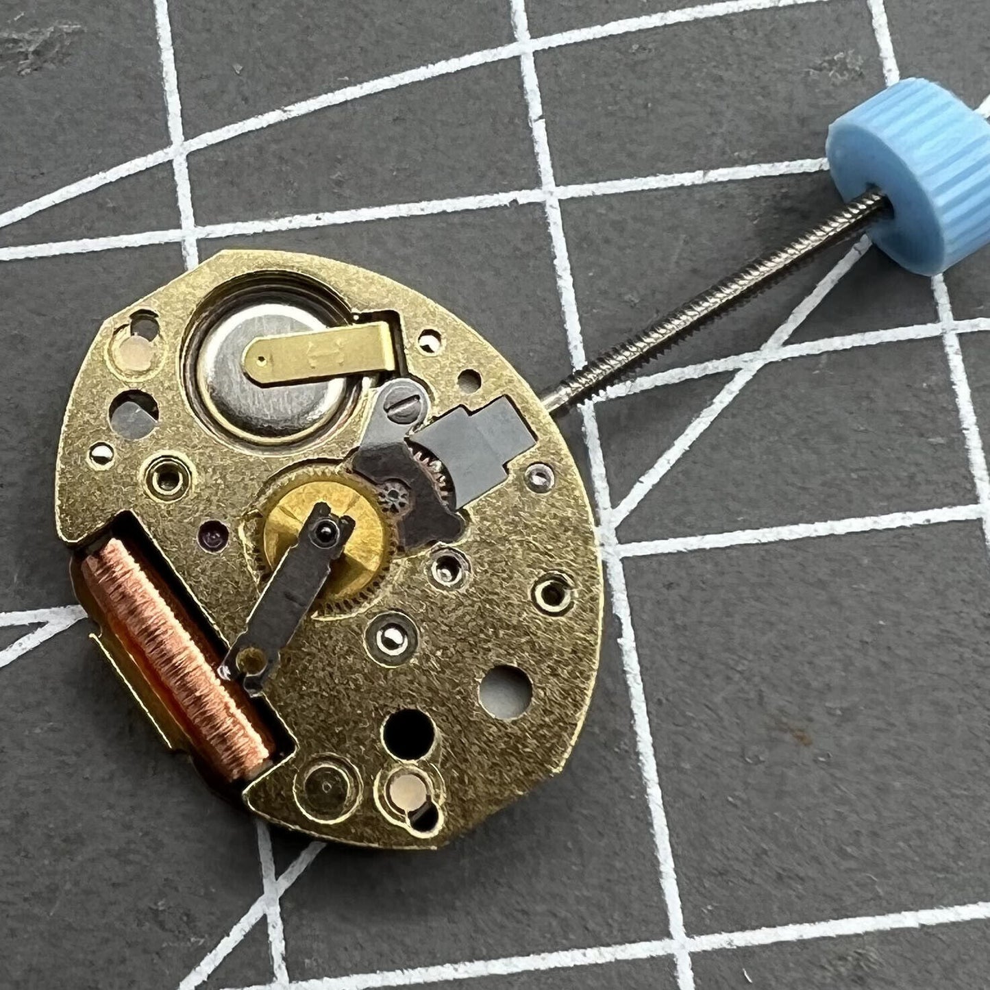 Swiss Ronda 753 quartz watch movement with precision timekeeping for durable watch accessories.