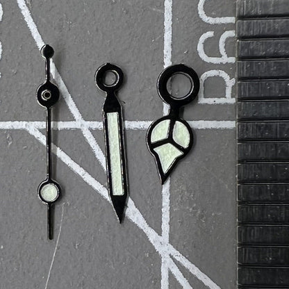NO.3224 luminous watch hands set for Miyota 2035 movement, improving visibility and precision in watch repairs.