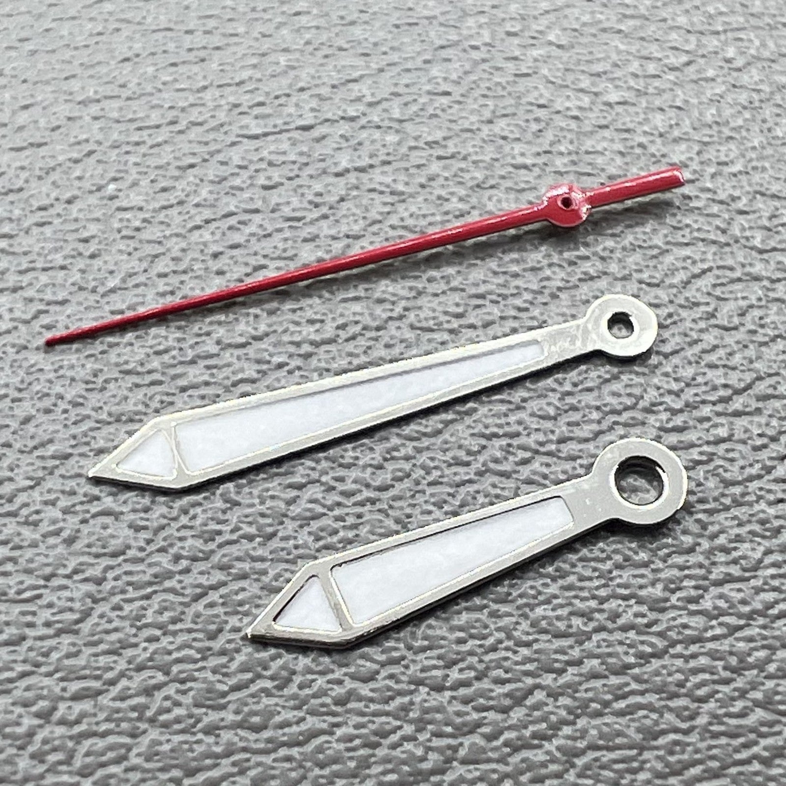 Silver trimmed red second hand and green lume hour/minute hands set for Ronda 515 watches, 2 sets/pack.