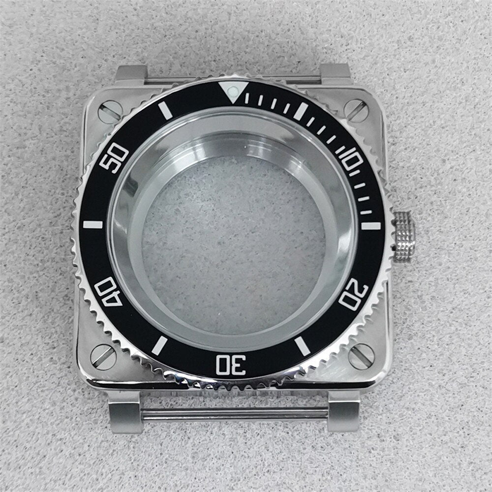 Edelstahl 42mm quadratisches Uhrengeh�use mit Saphirglas, passend f�r Seiko H35, robust und elegant.