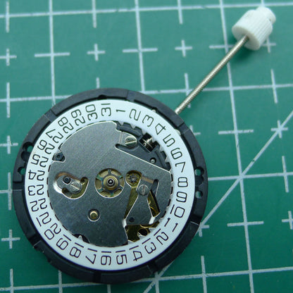 Swiss Movement ISA 338 quartz watch with 3 hands and date at 3, ideal for precise timekeeping and style.