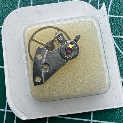 Complete balance wheel with splint for Mingzhu 2813 8205 movement, precision watch accessory part.