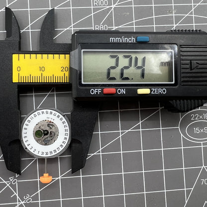 Japan Made Miyota 1M15 2 Hands Date at 6 Quartz Movement
