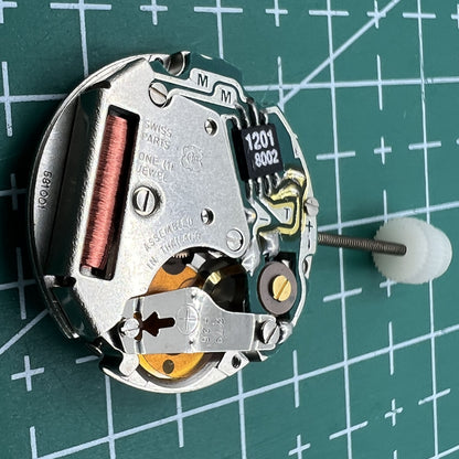 Wholesale ETA 581.001 Swiss Made quartz watch movement with 2 hands, precise timekeeping for repairs by ETA.