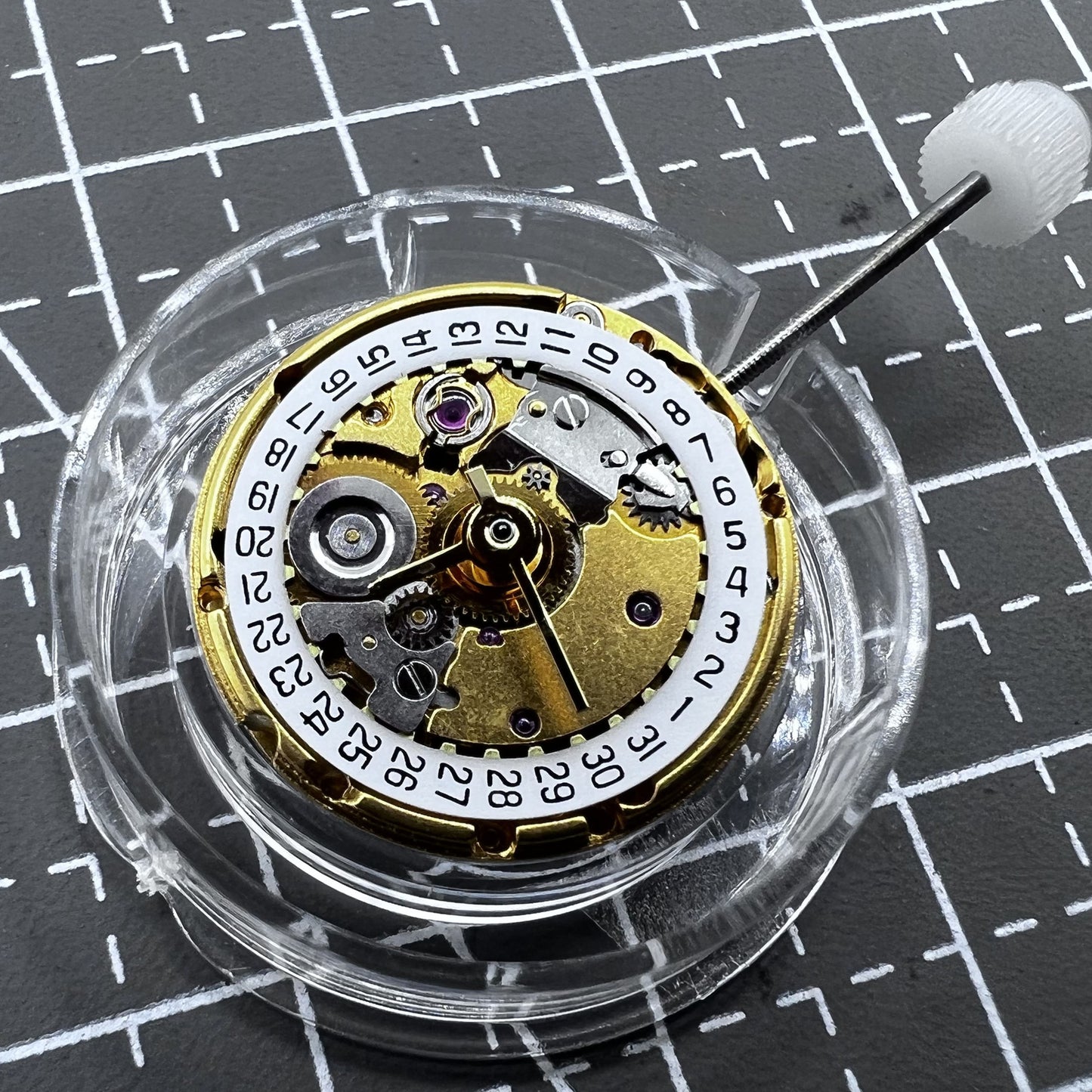 Mechanisches goldenes Uhrwerk ETA2671 mit Datumsanzeige bei 3 Uhr, Ersatz f�r pr�zise Uhren.