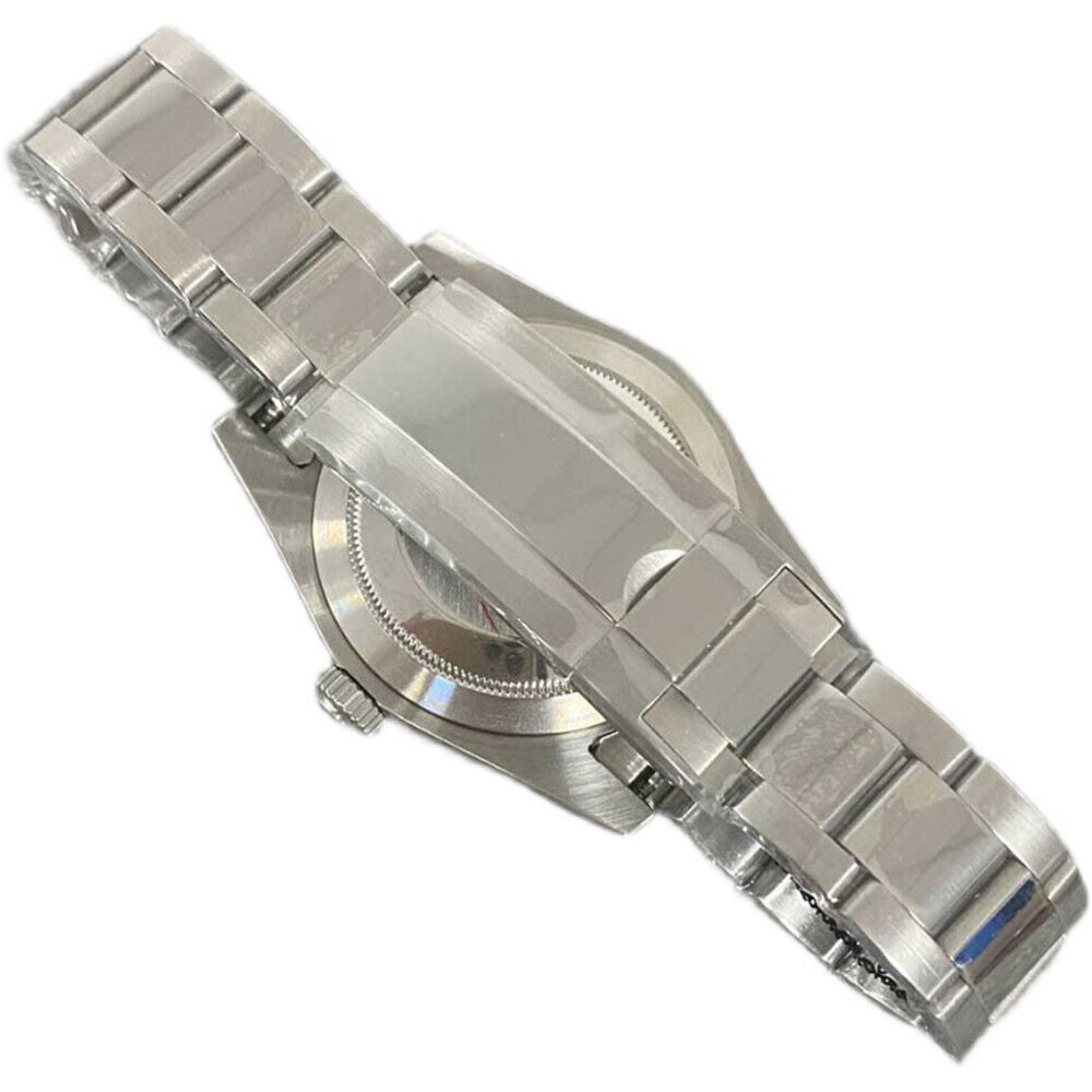 39MM stainless steel watch case with sapphire glass and durable strap for NH35 men's watches.