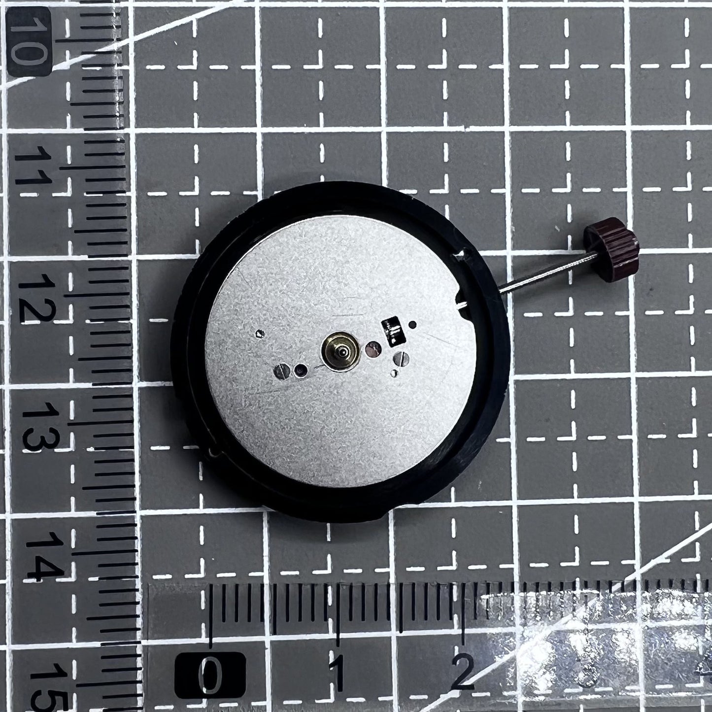 Ronda 513 Swiss quartz movement watch mechanism for precise timekeeping by Ronda.