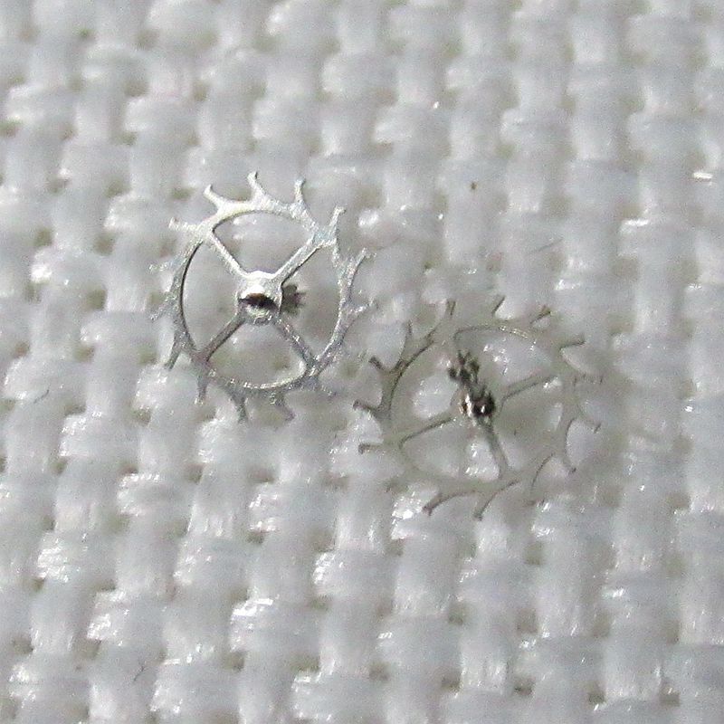 3-piece generic escape wheel set for 7009 7S26#705 watch movement, precision parts for repair.