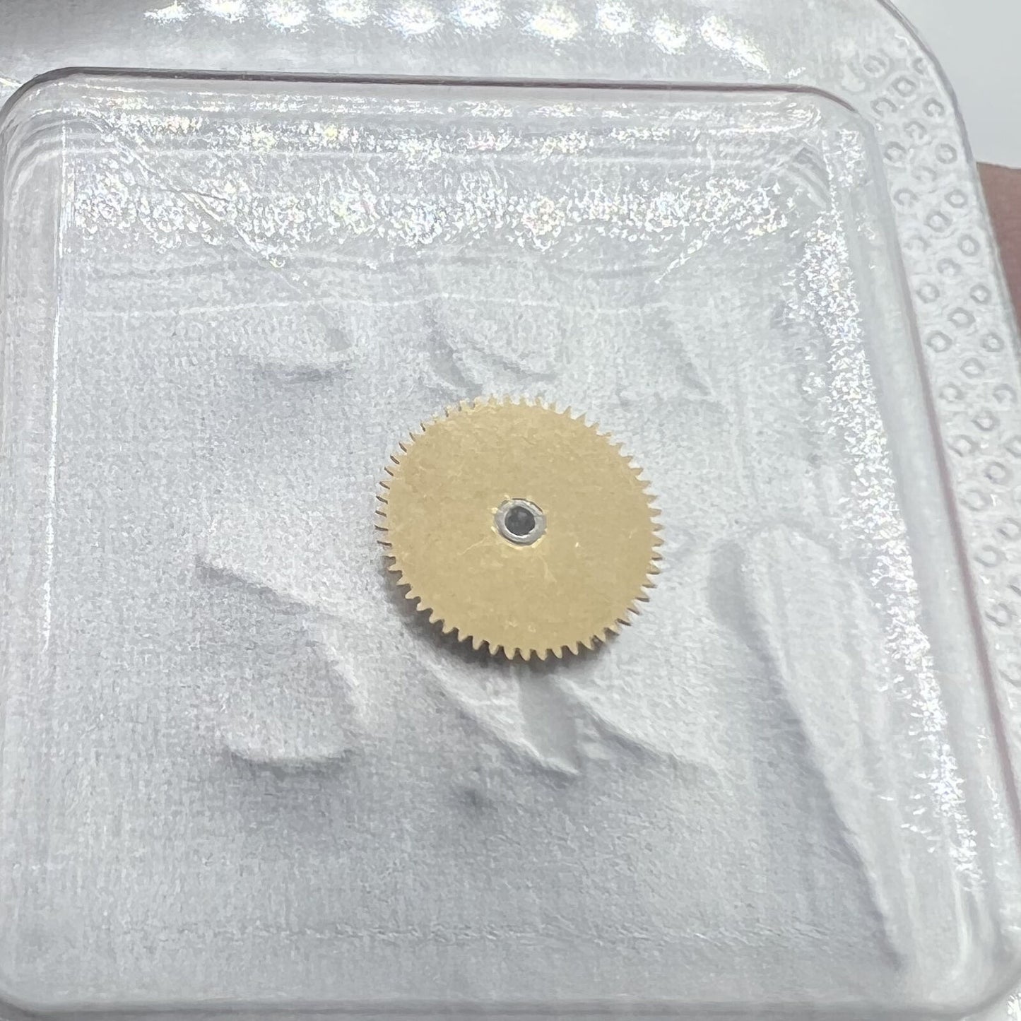 Ref.2556 driving wheel for ETA 2671 watch movement date indicator, precision gear component for watch repair