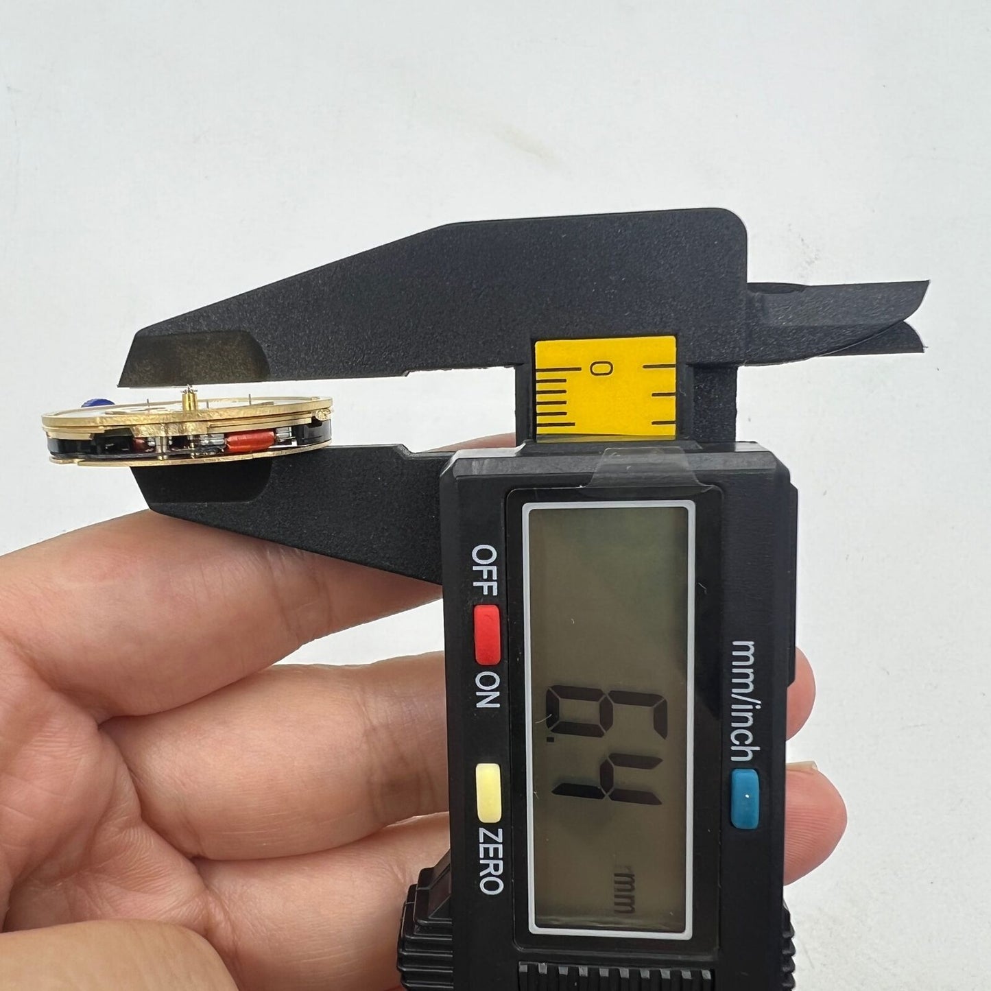 Ronda 5030D Swiss quartz watch movement with date window at 6 o'clock, perfect for watch repair and accessories.