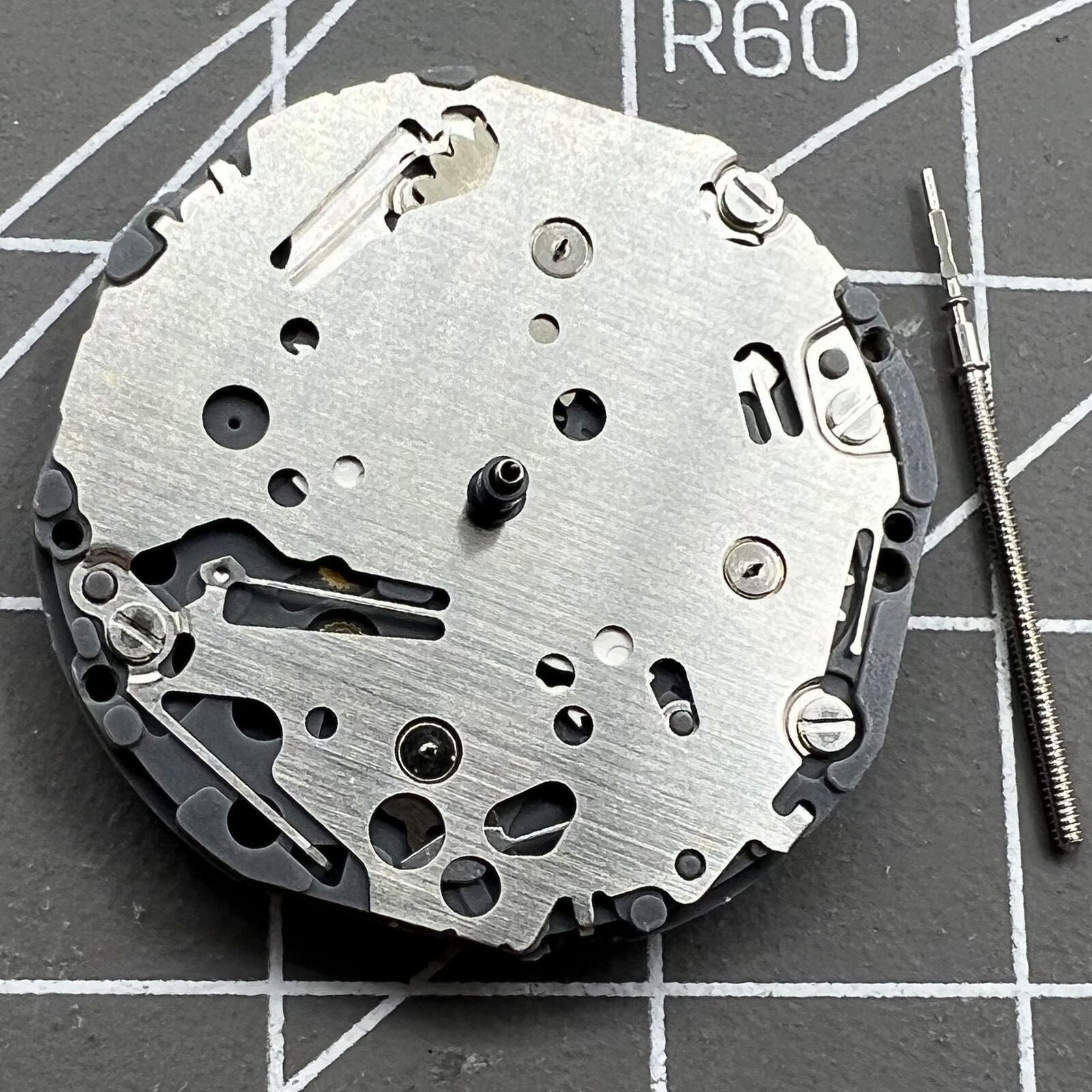 Japan-made Hattori Epson TMI VH63A quartz watch movement for precise timekeeping in watch accessories.