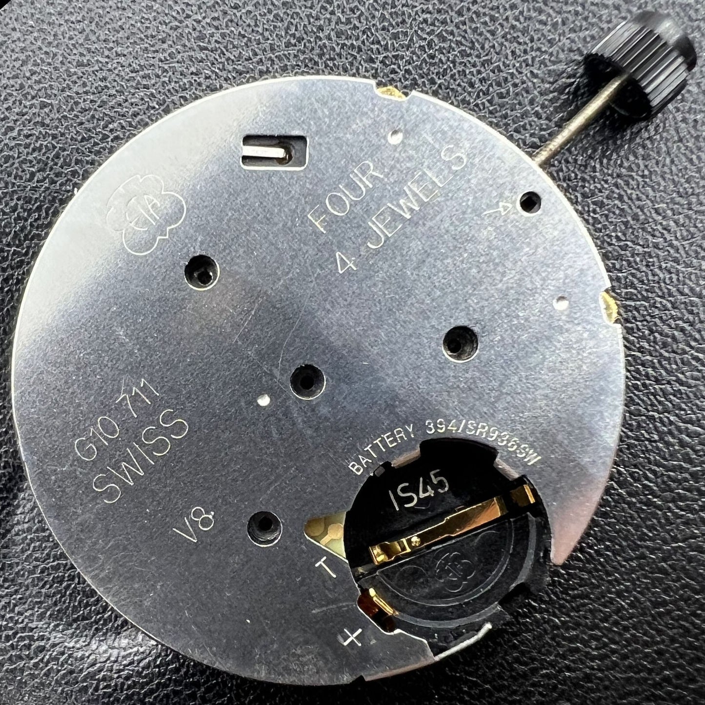 Genuine V8 ETA G10.711 Swiss quartz movement with date function at 6 o'clock, reliable watch accessory.