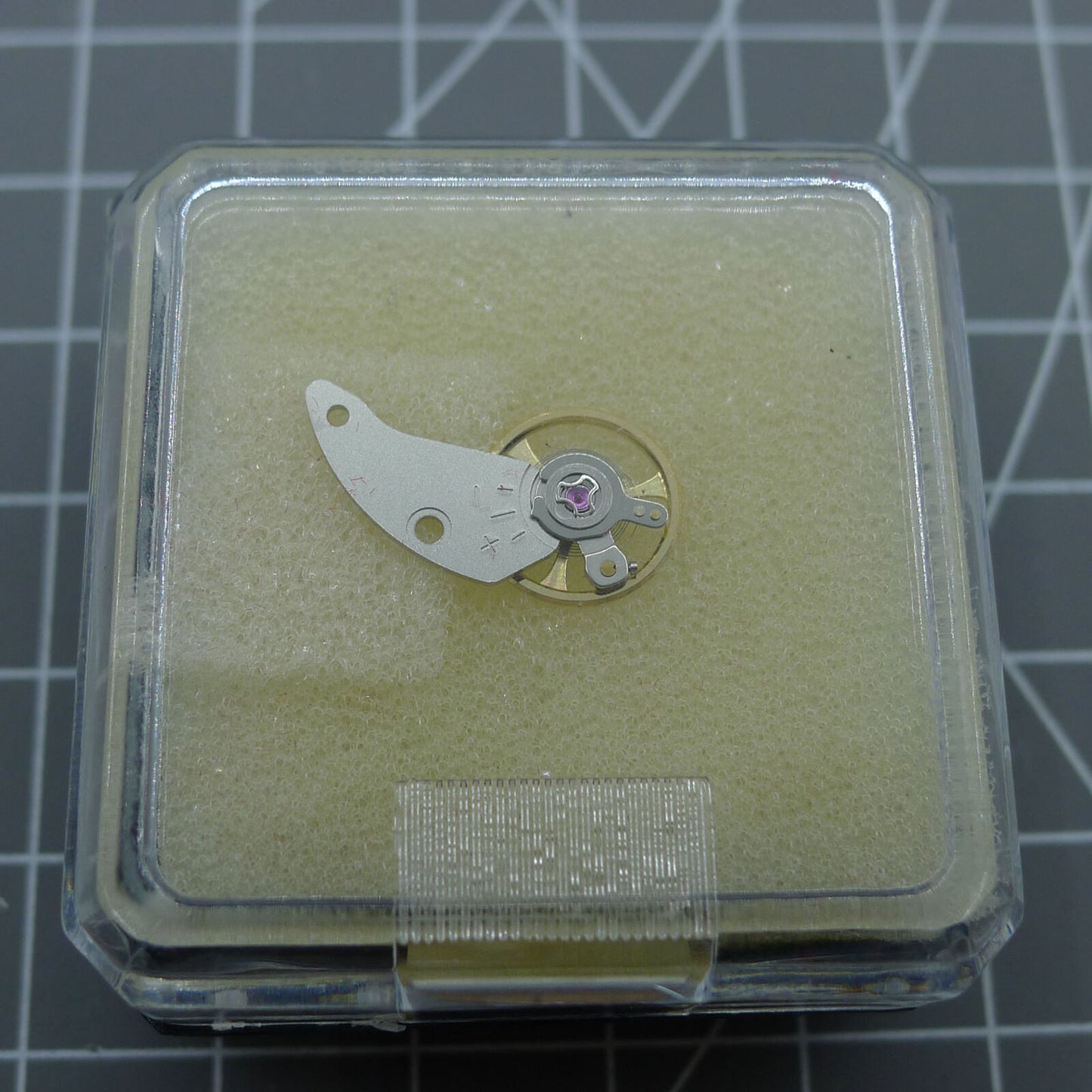 Balance wheel splint for YN55 YN56A movement, generic fit watch part for precise timekeeping.