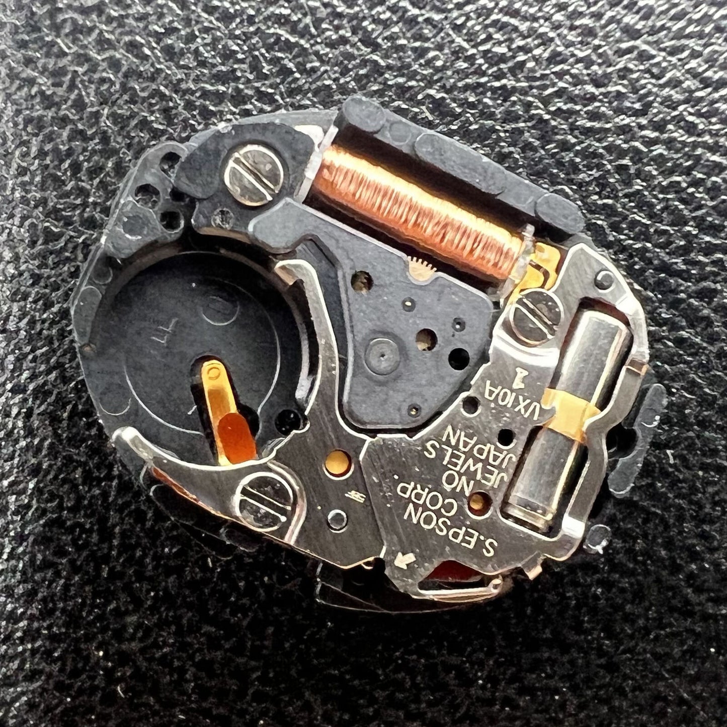 Epson TMI VX10A quartz watch movement with 2 hands, precise and reliable for watch repair.