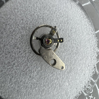 Balance wheel splint for NH05 NH06 #09 movement, precision watch accessory ensuring accurate timekeeping by Seiko.