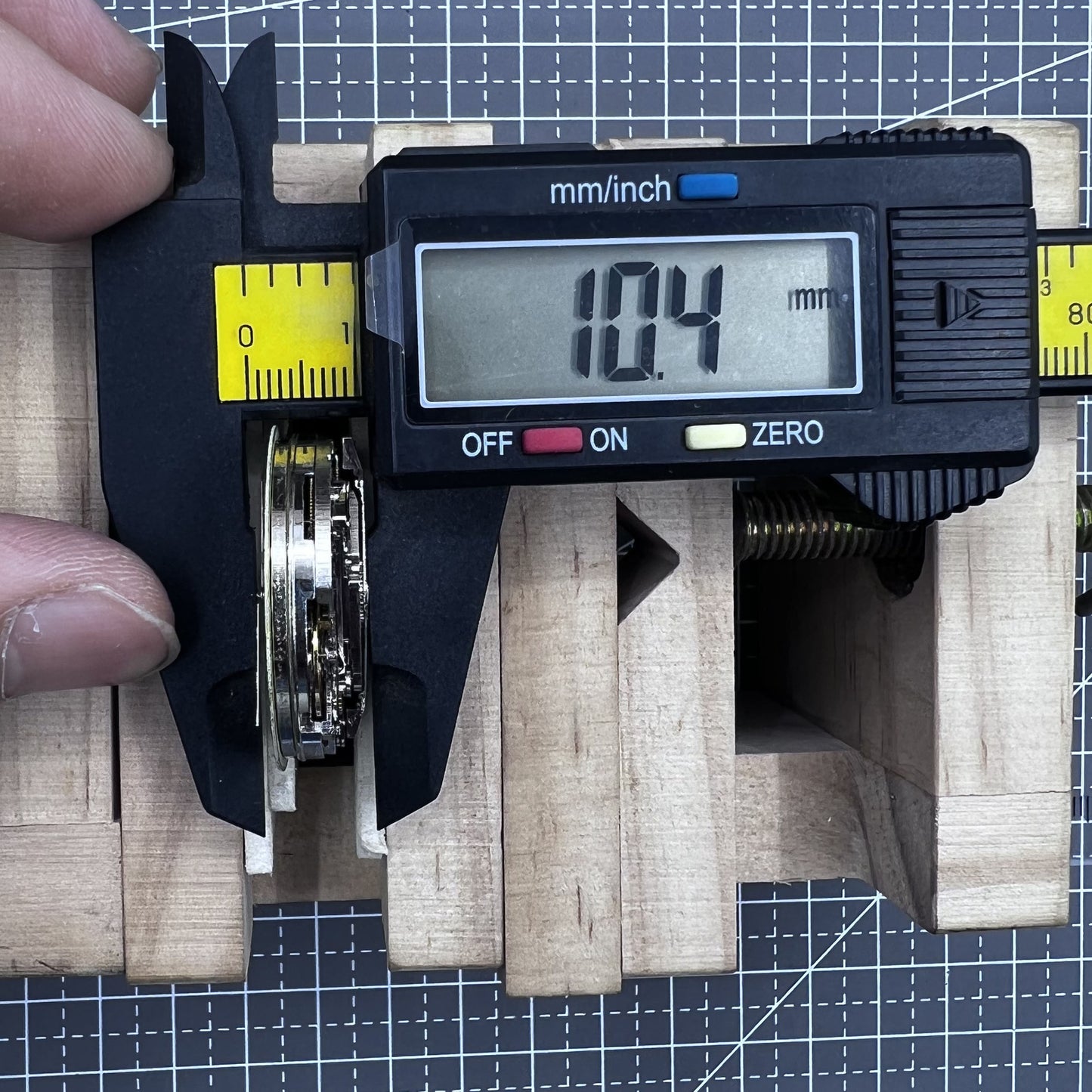 Dandong Mechanisches Uhrwerk 7750 Datum Position 3 Kleine Sekunde 6 9 12