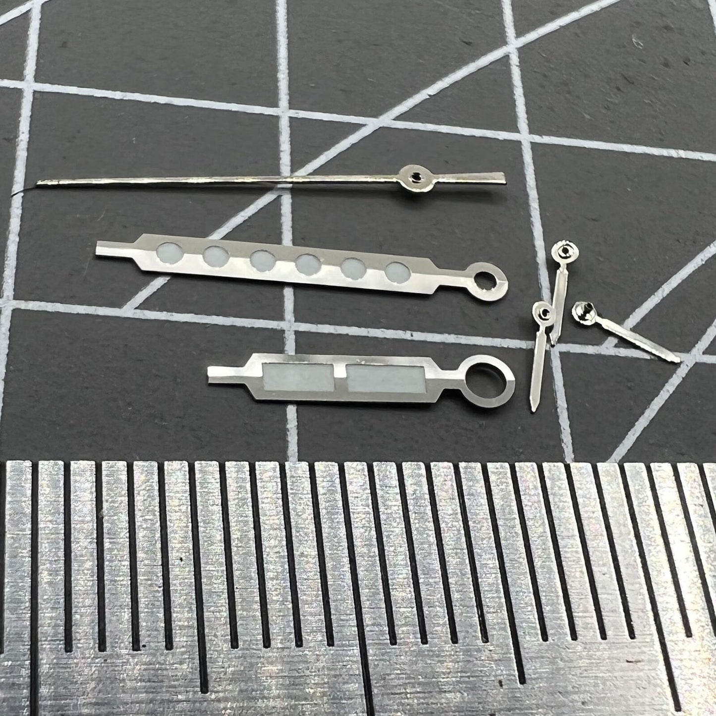 Silver Trim Lume Watch Hands for Ronda 5030.D Quartz Watch Movement P1-H5-NO16