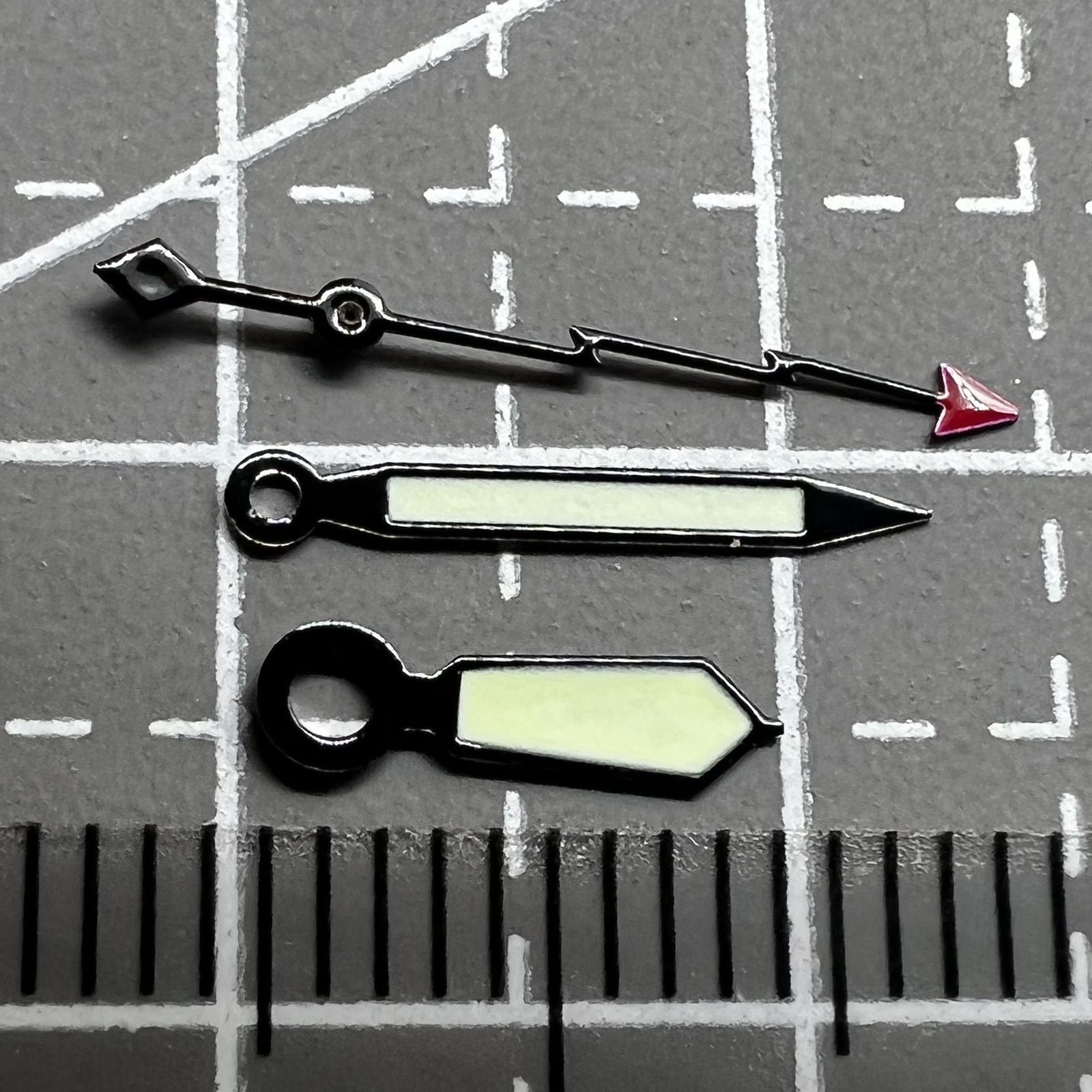 Leuchtende gr�ne Zeigers�tze f�r Seiko NH35 NH36 Uhrwerk, Modell HH-B-5, pr�zise Uhrzeitablesung