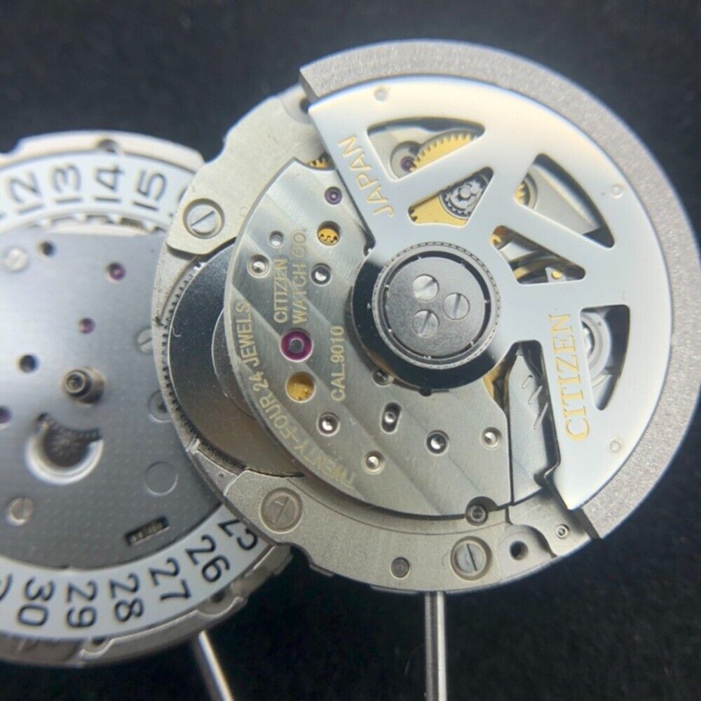 Miyota Citizen 9010 automatic watch movement with date display at 3 o'clock, ultra-thin design
