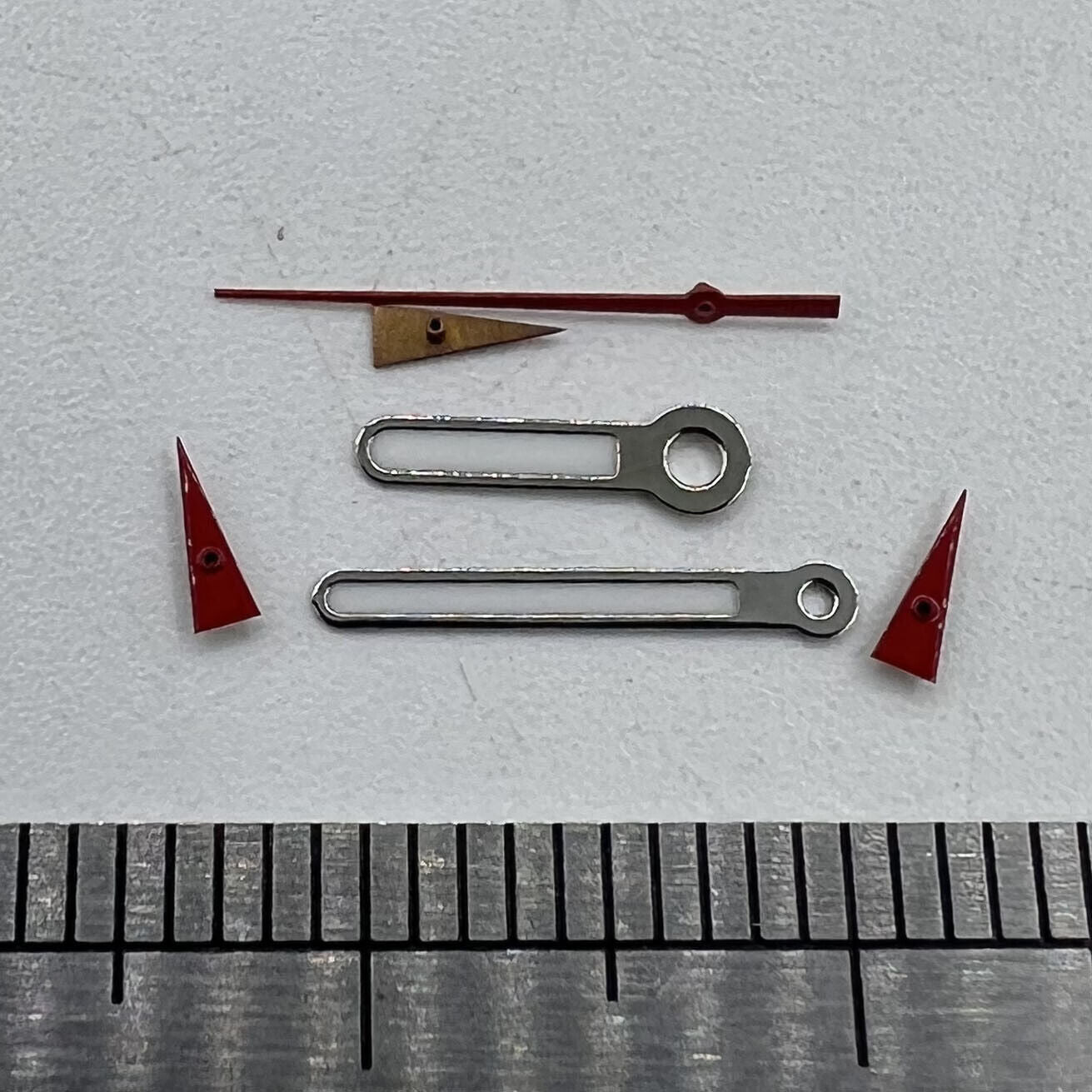 Uhrzeiger, rund, spitz, 11 mm, grün leuchtend, für Miyota OS10 OS20 OS60 OS80