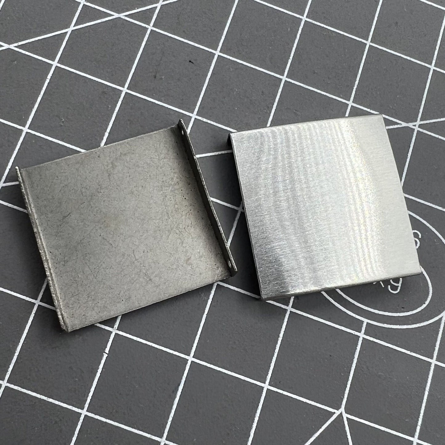 Silver 3-fold watch strap buckle extenders, 18 pieces in 9 sizes for precise bracelet adjustments