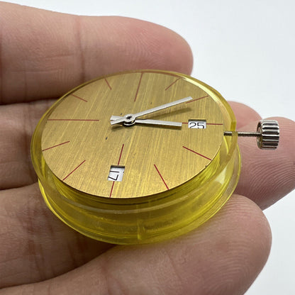 Seagull ETA 2892A2 automatic watch movement with mechanical calendar window, precision timekeeping.