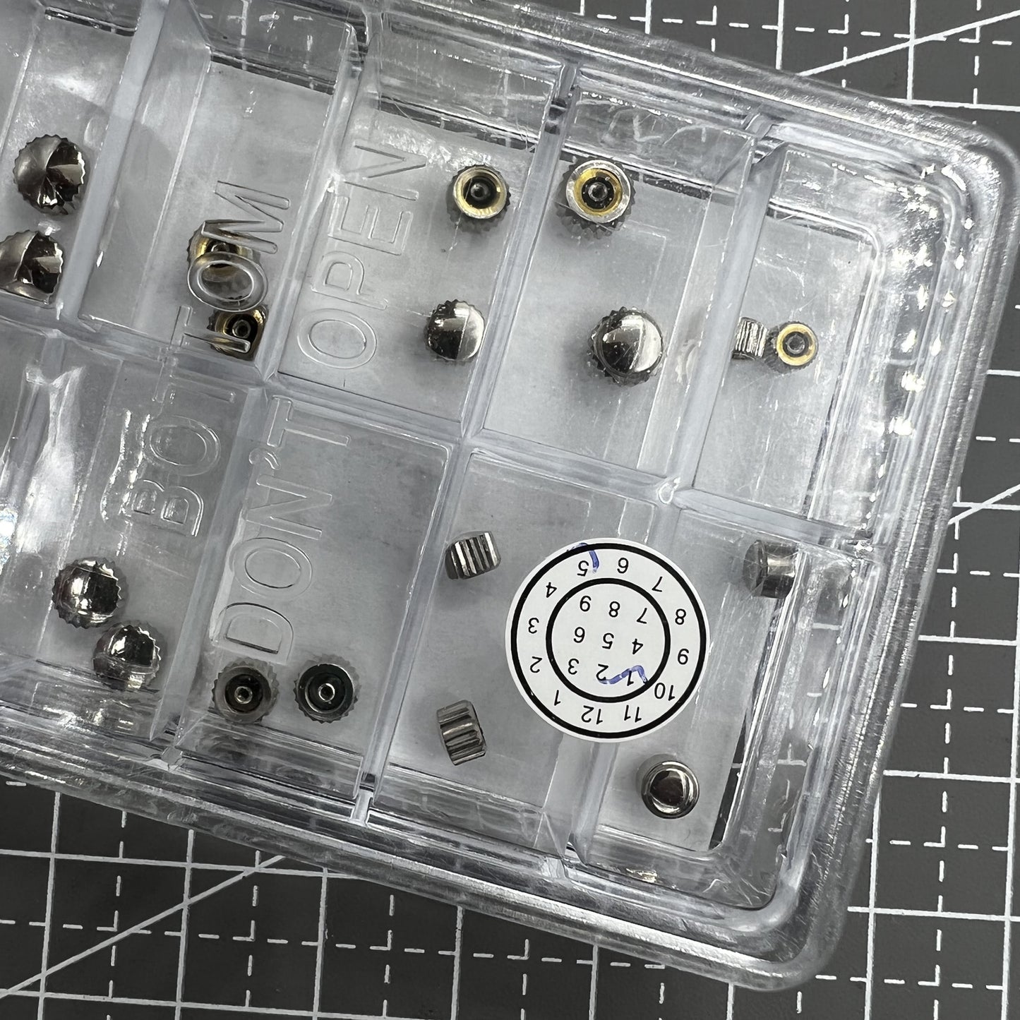 Exklusive Uhrkronen für Lorenz Omega Zenith Philip Sector Uhren Europa gefertigt