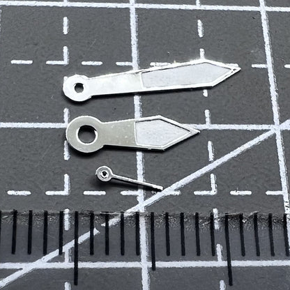 2 Sätze/Packung 12 mm Uhrzeiger mit silbernem Rand und grüner Leuchtmasse für Miyota 1L45-Uhrwerk 
