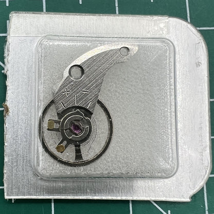 1. Wholesale lot of Miyota NH35 NH36 balance wheels with splints for watch movement repair.  