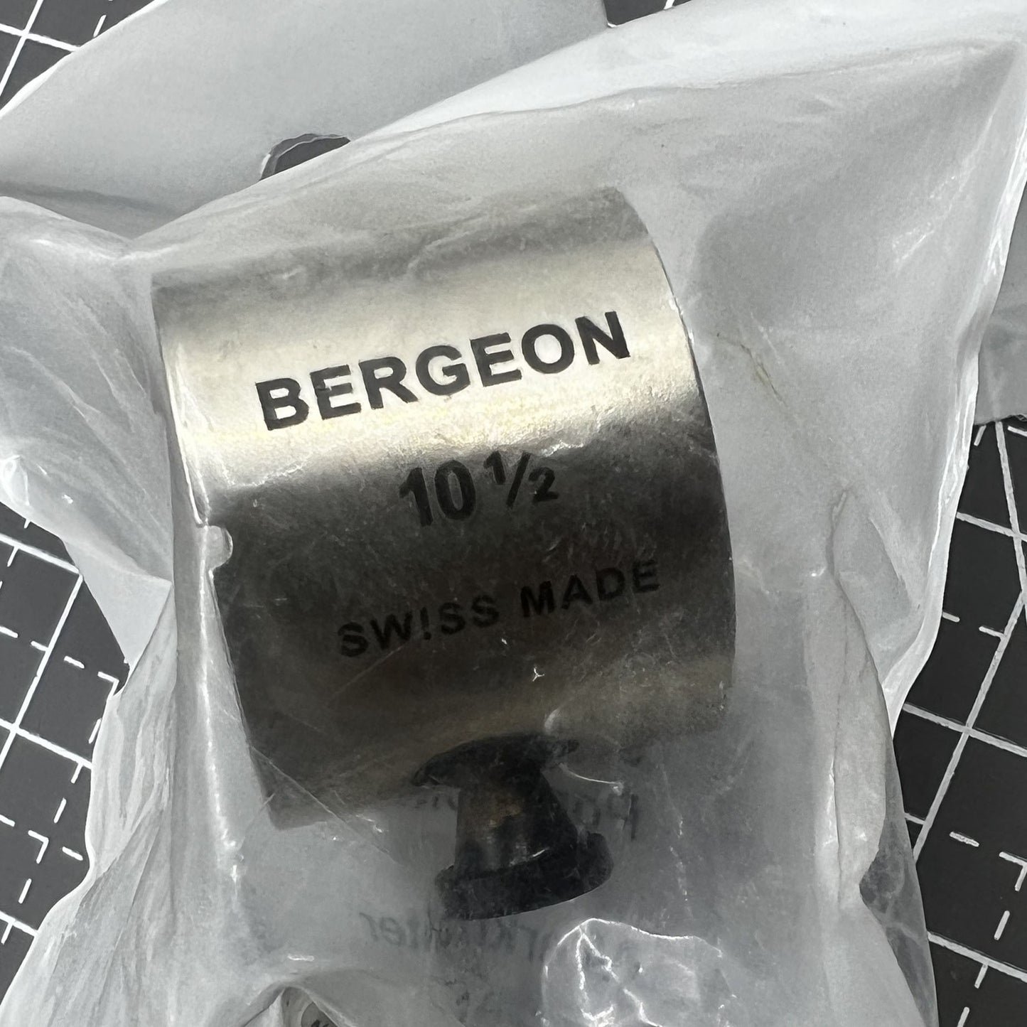 Bergeon DI 1012 BG 5914 Uhrwerkhalter mit Knopf Wendbar Für ETA 7001