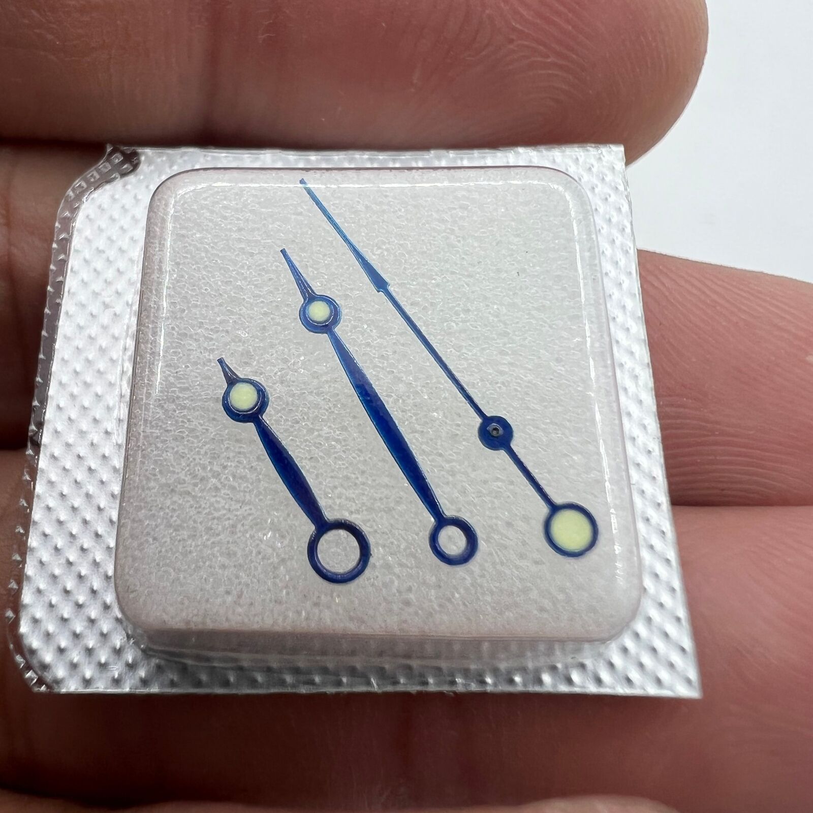 Green luminous 13mm watch hands set, designed for Miyota 8200 movement with precise, stylish 3-hand design.