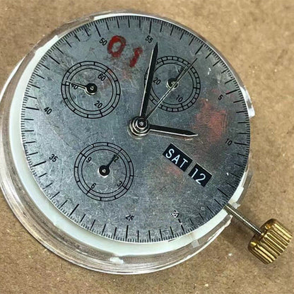 Dandong 7750 automatic watch movement with single calendar at 3 o?clock for precise timekeeping