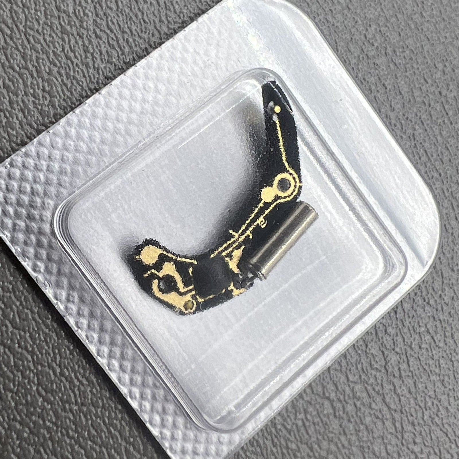 Swiss Leiterplatte for Ronda 6004B watch movement, precise replacement part for Ronda 6004D variant.