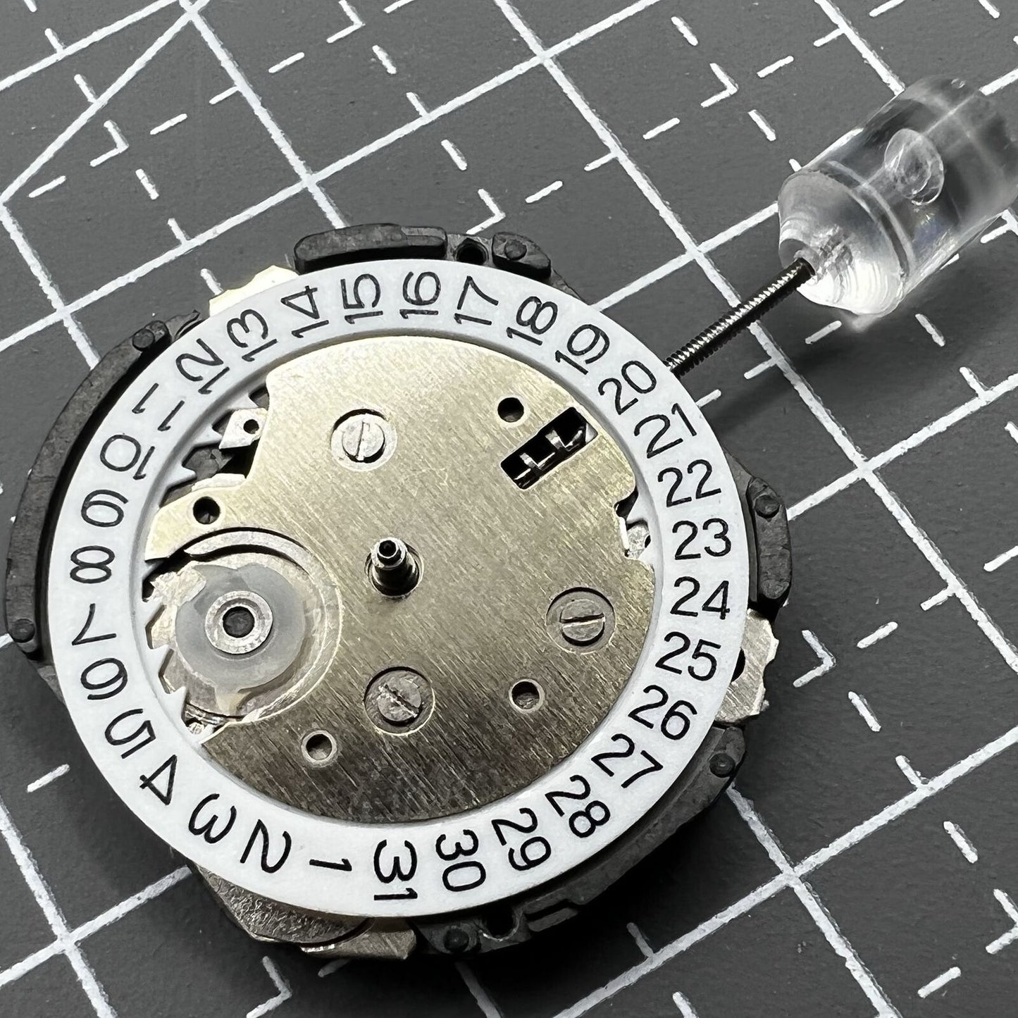 6EC1 watch quartz movement with date display at 3 o'clock, precise timekeeping by 6EC1 brand.