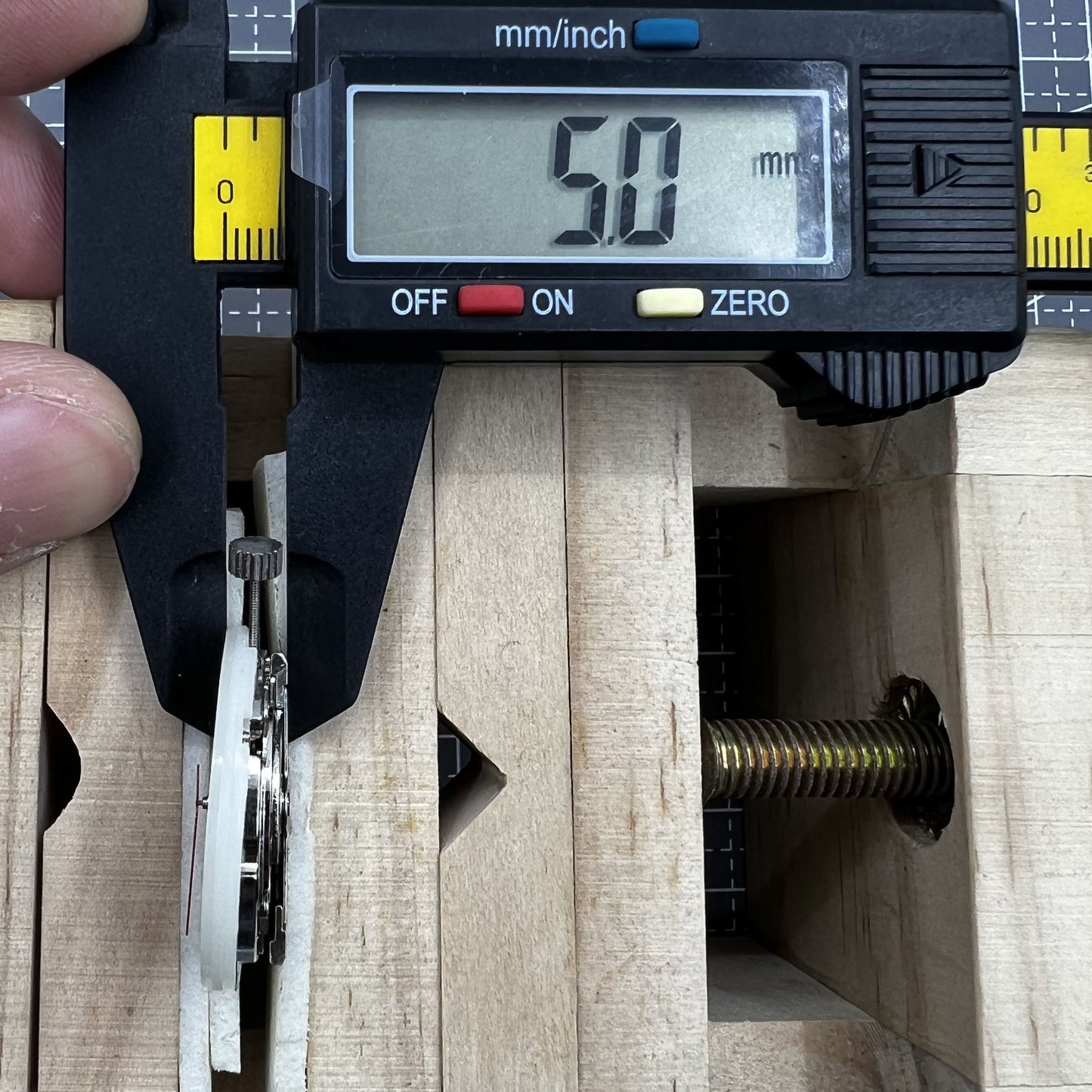 Tianjin Seagull T16 watch with golden dial, day-date display, showcasing automatic mechanical movement for elegant style.