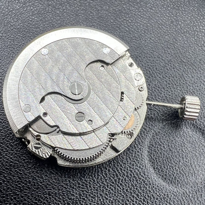 Tianjin Seagull T17 ST1731 watch movement showing 2 hands, small second dial, and single calendar window.
