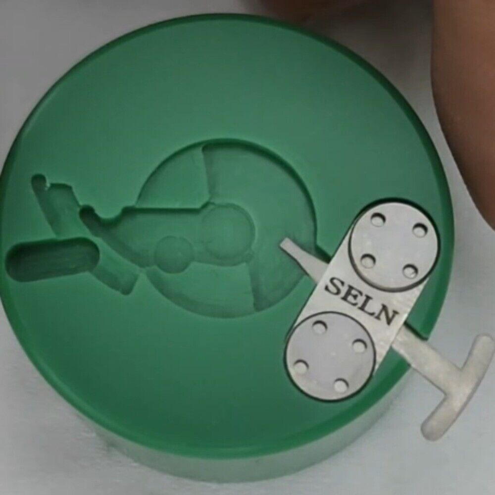 30mm NBR silicon mainspring holder for ETAC07.111 watch balance wheel. Durable accessory for precise repairs.