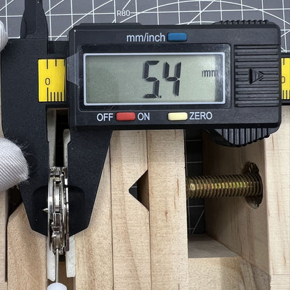 MINGZHU DG2813 automatic watch movement with big date, perfect 8205/8215 replacement part