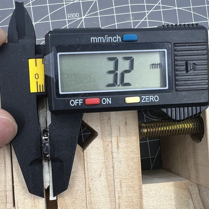 Epson TMI VX10A quartz watch movement with 2 hands, precise timekeeping for professional watch repair.