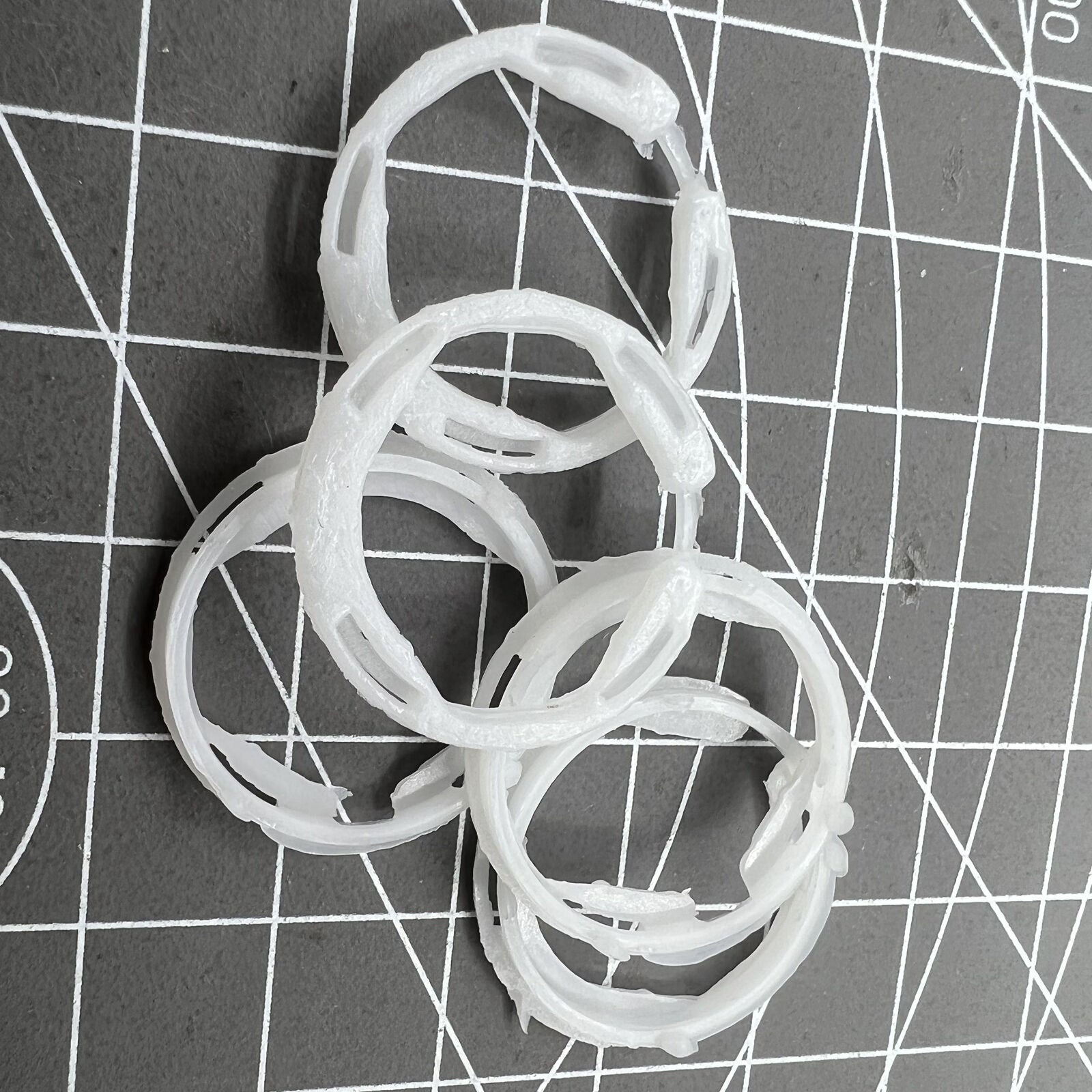 Slim 3.6mm spacer ring by Miyota for 19-35mm watch cases, ensuring precise fit and secure mounting.