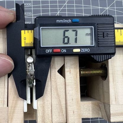 Tianjin Seagull T17 ST1731 watch movement featuring 2 hands, small seconds, and a single calendar display.