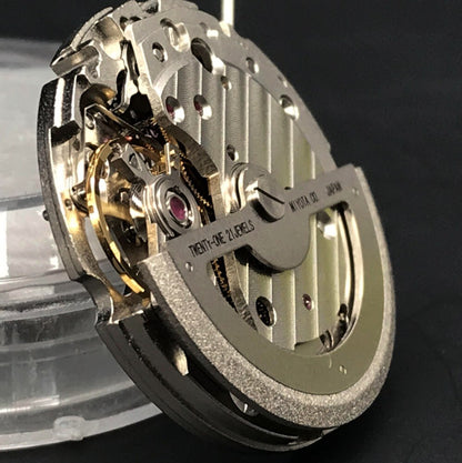 Mechanisches Uhrwerk aus Gold/Silber 82S0, japanisches Miyota (CITIZEN), automatisches Uhrwerk 
