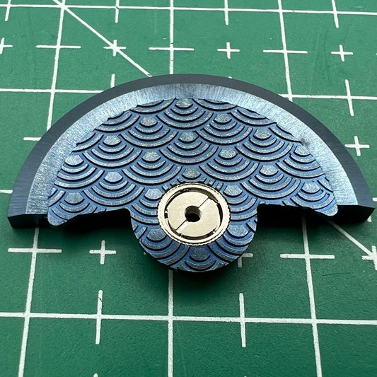 Blaue Rotor-Schwingmasse mit Meereswellen-Schnitzerei für Miyota NH35 NH36-Uhrwerk 