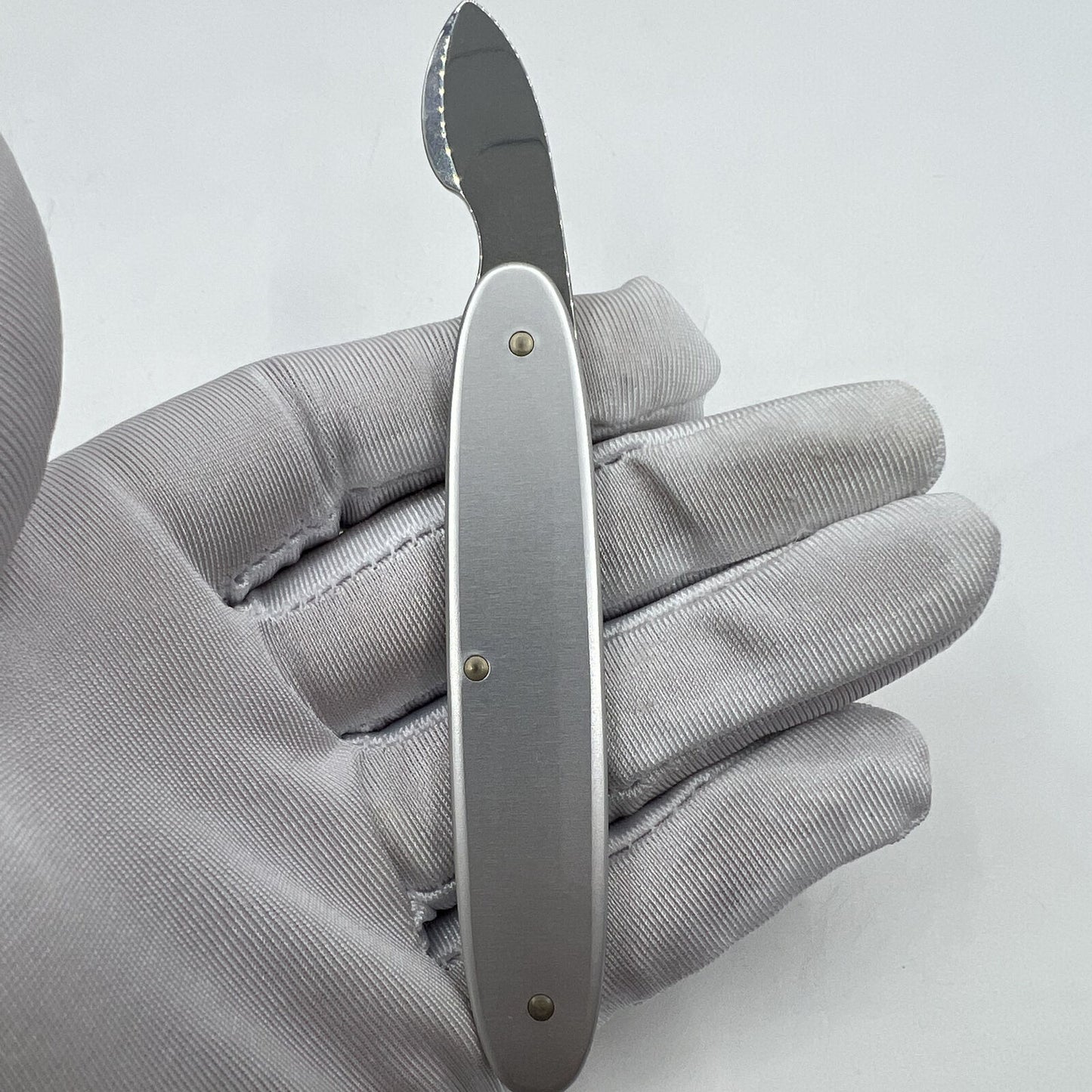 Horotec MSA07.001 Swiss Made watch case opener with aluminium handle for precise accessory maintenance