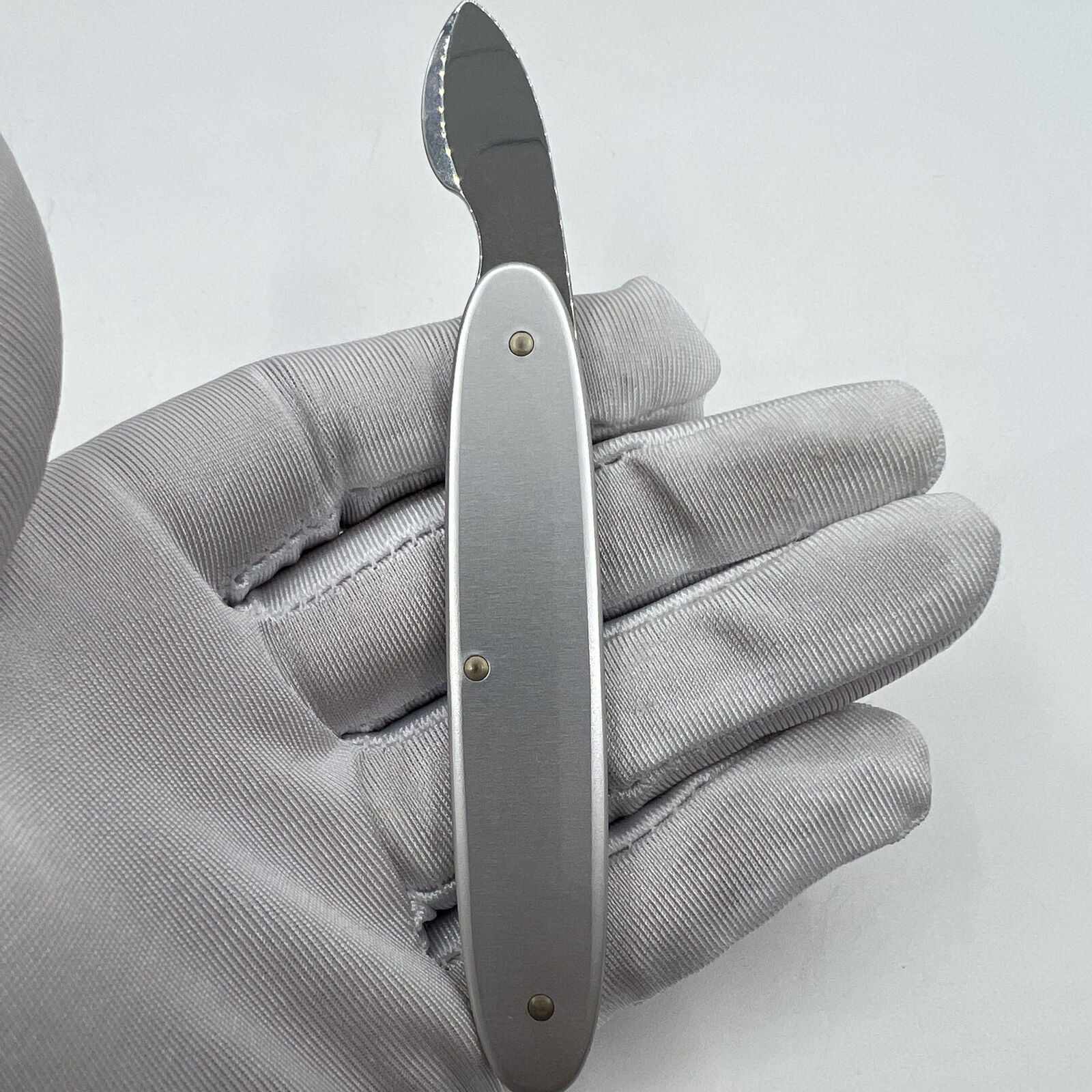 Horotec MSA07.001 Swiss Made watch case opener with aluminium handle for precise accessory maintenance