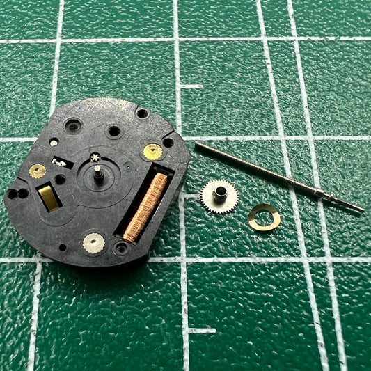 Wholesale Hattori Epson TMI YL60A Japanese quartz watch movement for precise timekeeping.