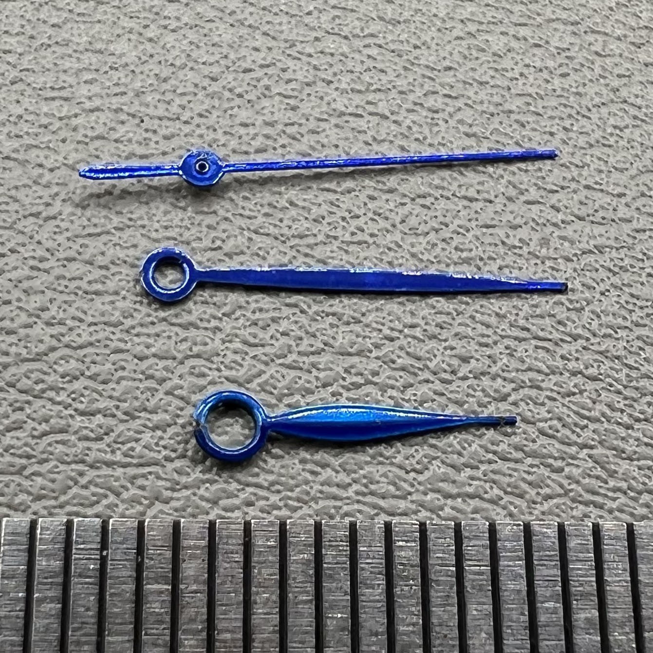 Set of 3 Miyota 9015 watch hands for men, including hour, minute, and second hands.