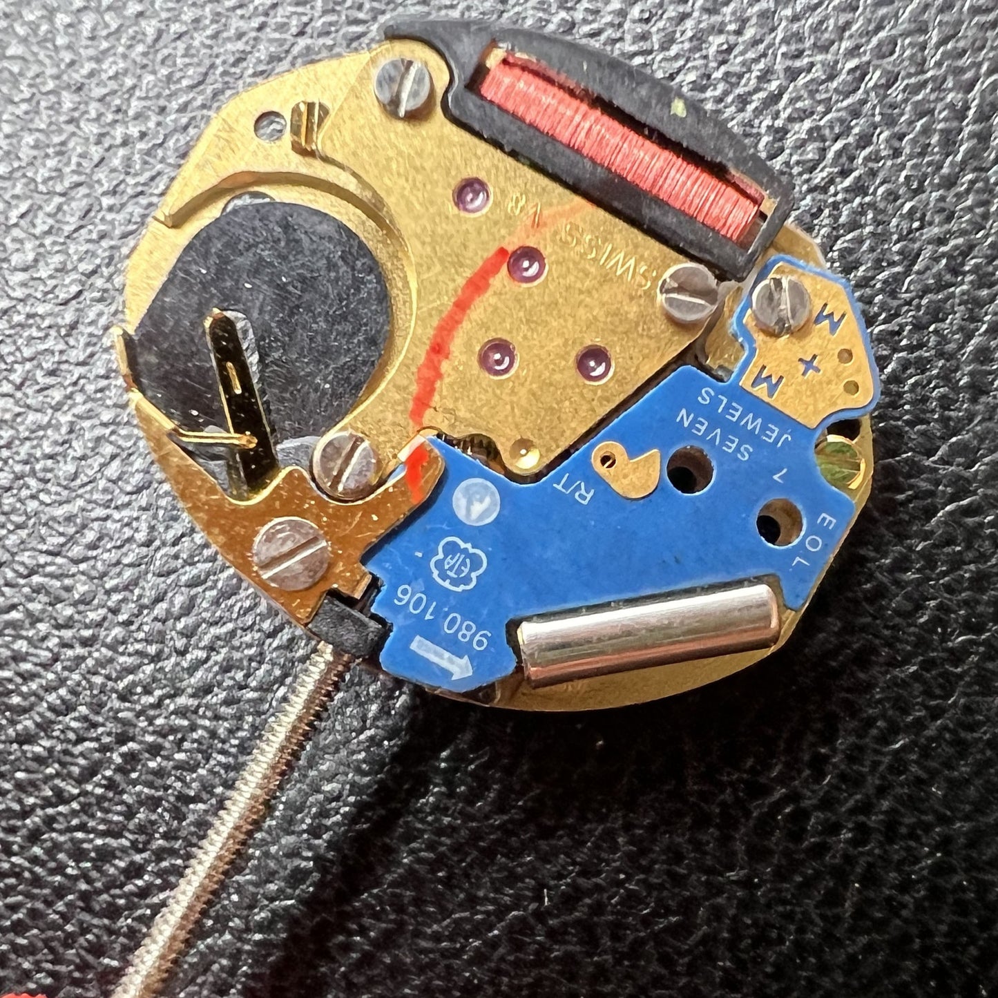 ETA Quartz Uhrwerk 980 106 mit 3 Zeigern und Standardhöhe Swiss